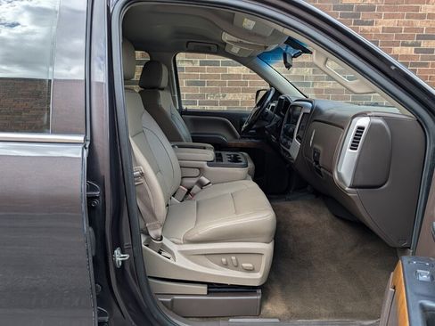 Used 2015 GMC Sierra 1500 SLE w/ SLE Value Package AWD/4WD image 22