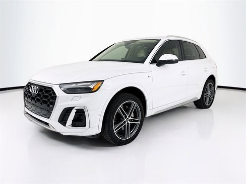 Used 2021 Audi Q5 e Prestige image 1
