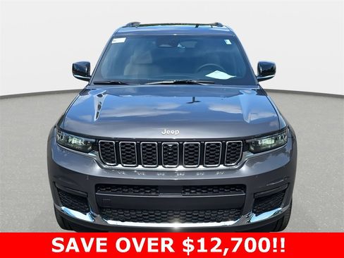 New 2025 Jeep Grand Cherokee L Limited w/ Luxury Tech Group II image 2