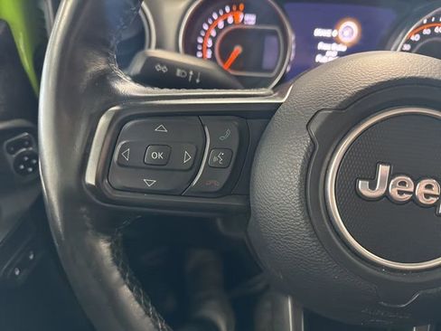 Used 2021 Jeep Gladiator Willys image 33
