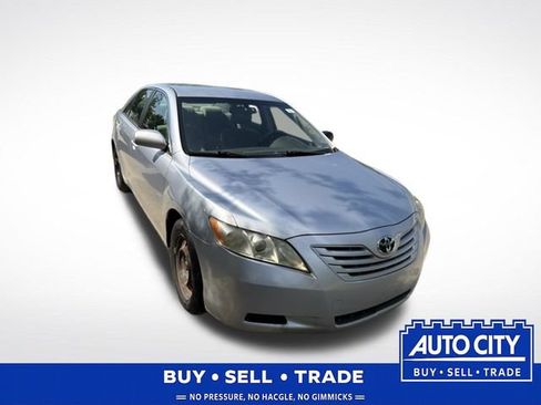 Used 2007 Toyota Camry LE FWD image 2