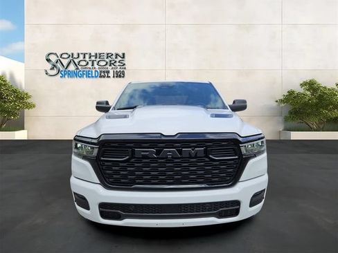 New 2026 RAM 1500 Express AWD/4WD image 8