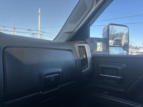 Used 2016 GMC Sierra 2500 SLT w/ Duramax Plus Package image 25