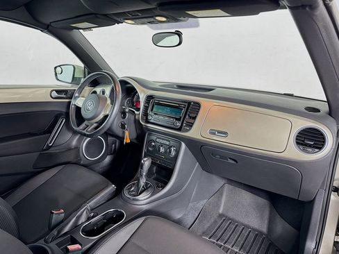 Used 2013 Volkswagen Beetle 2.5 image 33