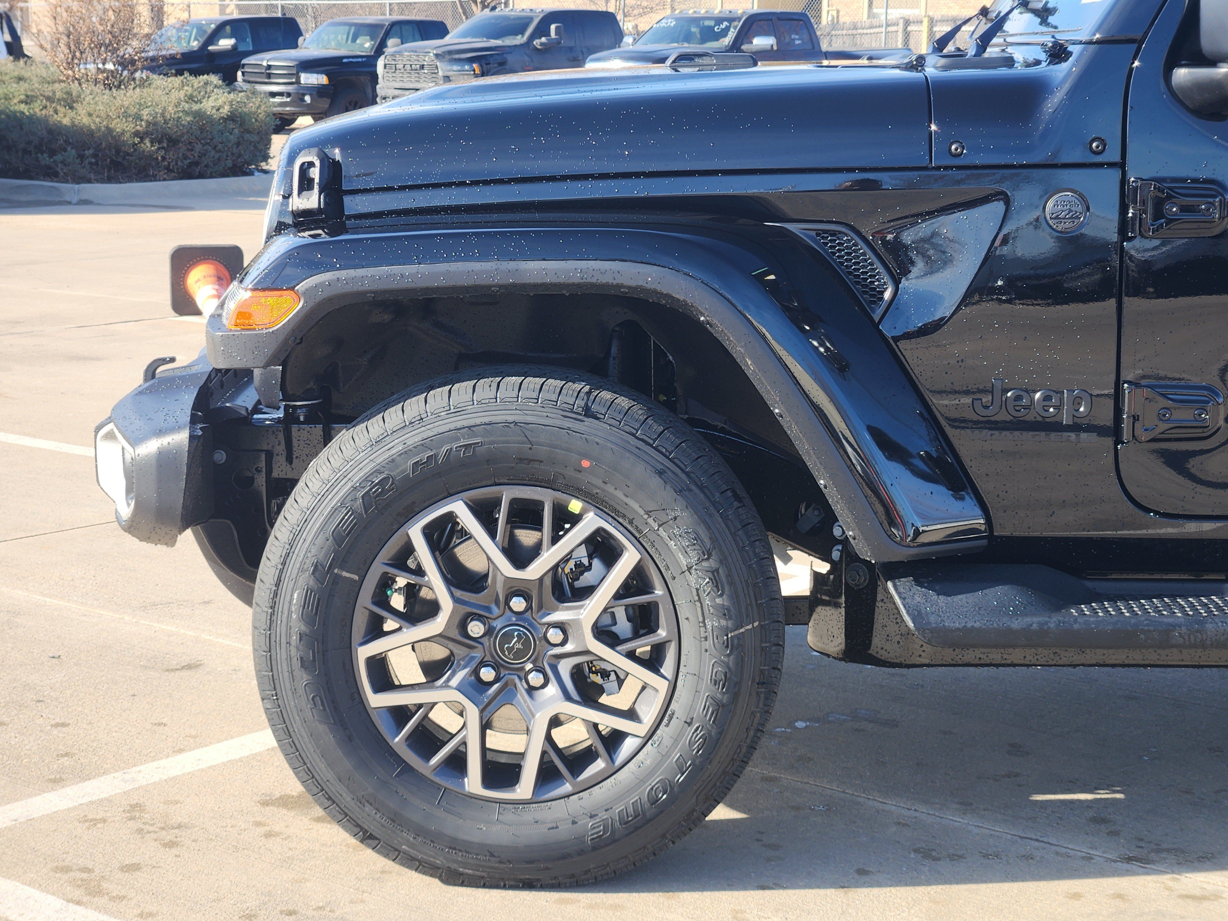 New 2026 Jeep Wrangler Unlimited Sahara AWD/4WD image 5