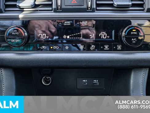 Certified 2025 Nissan Pathfinder S image 37