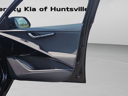 New 2026 Kia Niro Wave FWD image 20