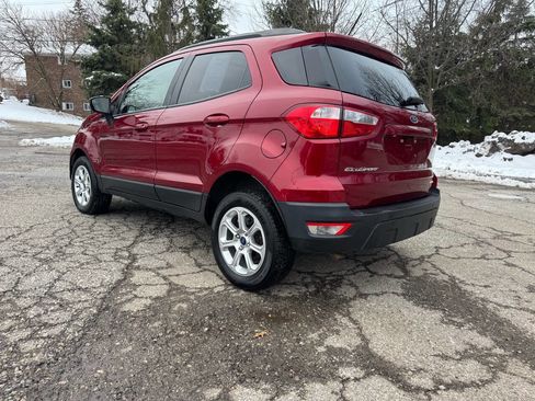 Used 2019 Ford EcoSport SE image 4