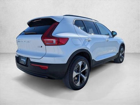 New 2026 Volvo XC40 B5 Plus w/ Protection Package Premier AWD/4WD image 2