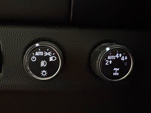 Used 2017 GMC Canyon SLE w/ SLE Convenience Package image 8