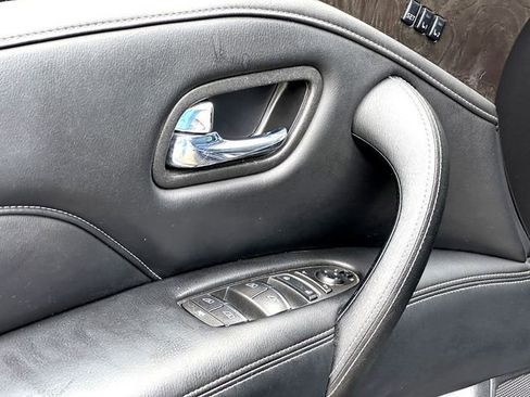 Used 2024 INFINITI QX80 Luxe image 11