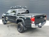 Used 2018 Toyota Tacoma TRD Off-Road image 3