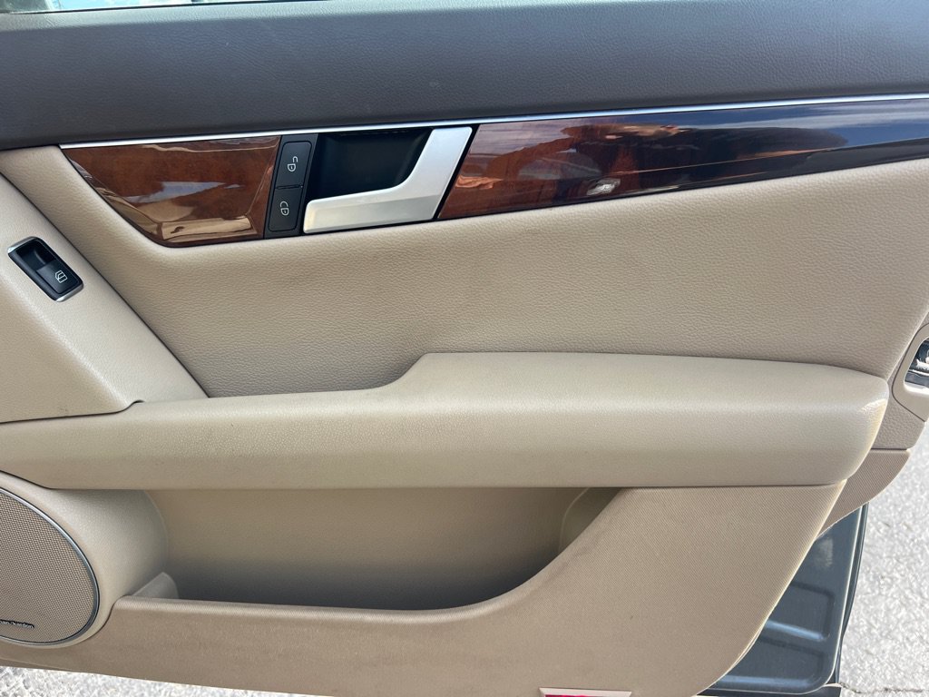 Used 2012 Mercedes-Benz C 300 4MATIC Sedan image 19