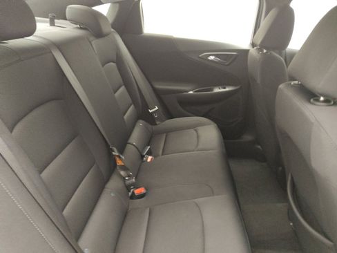 Used 2025 Chevrolet Malibu LS FWD image 19