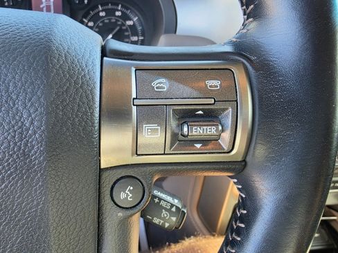 Used 2017 Lexus GX 460 Premium w/ Premium Package AWD/4WD image 26