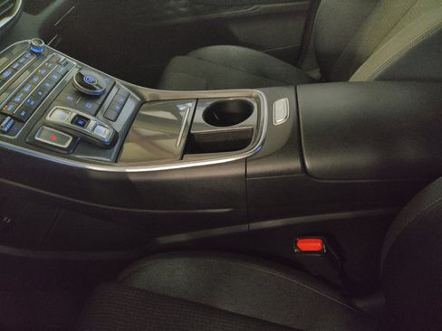 Used 2023 Hyundai Santa Fe SEL FWD image 26