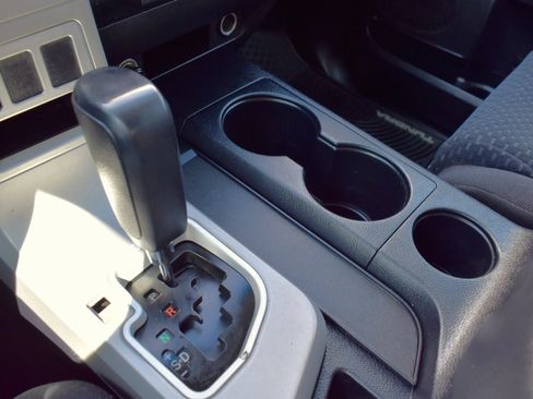 Used 2008 Toyota Tundra SR5 AWD/4WD image 21