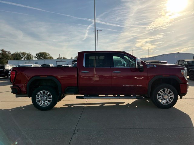 Used 2023 GMC Sierra 3500 Denali w/ Denali Ultimate Package AWD/4WD image 2