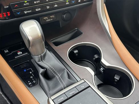 Used 2022 Lexus RX 350 AWD w/ Premium Package image 29