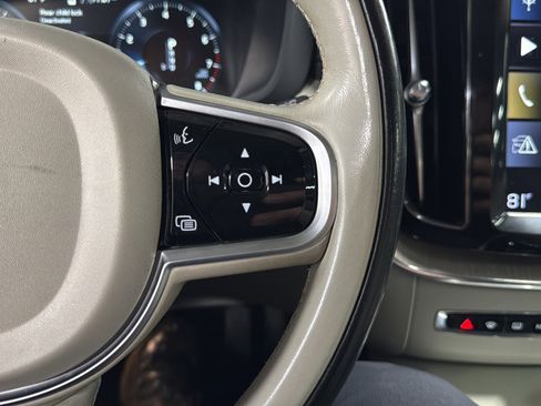 Used 2020 Volvo XC60 T5 Inscription image 22