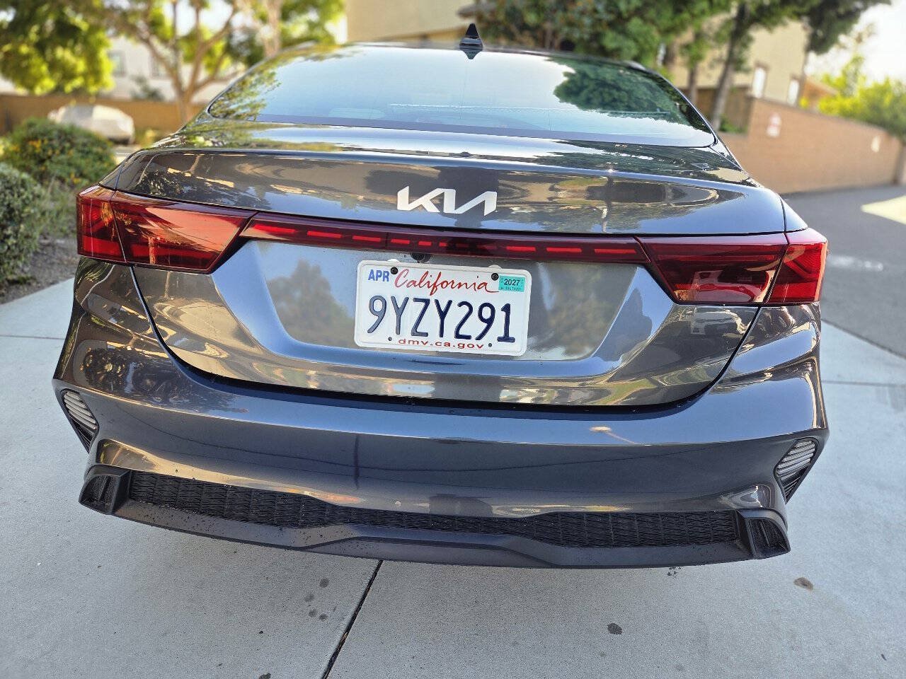 Used 2022 Kia Forte LXS w/ LXS Technology Package FWD image 11