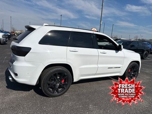 Used 2017 Jeep Grand Cherokee SRT image 7