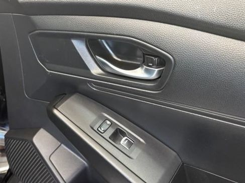 Used 2023 Honda Accord LX image 24