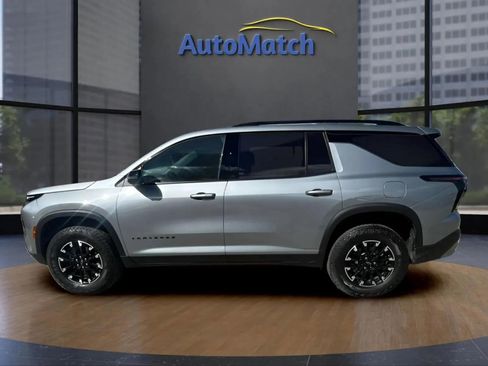 Used 2024 Chevrolet Traverse Z71 w/ LPO, Cargo Package image 4