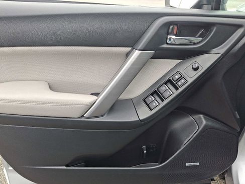 Used 2018 Subaru Forester 2.5i Limited w/ Popular Package #3B image 13