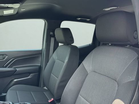 Used 2023 Chevrolet Colorado W/T RWD image 14