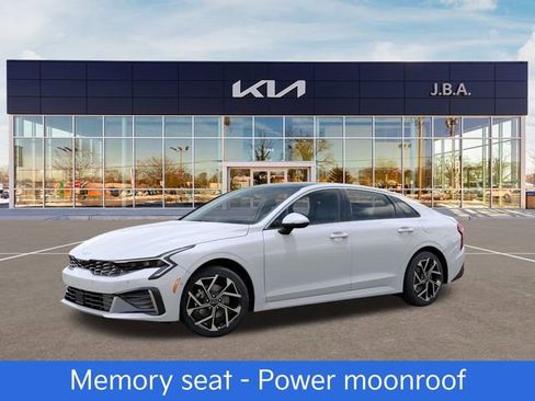 New 2026 Kia K5 EX image 3