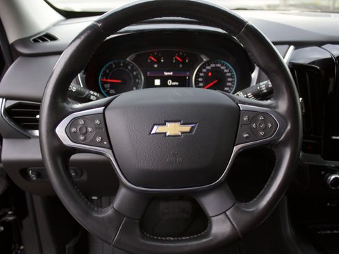 Used 2020 Chevrolet Traverse Premier image 15
