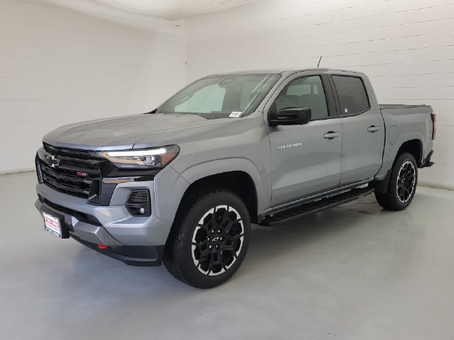 Used 2026 Chevrolet Colorado Z71 w/ Technology Package AWD/4WD image 1