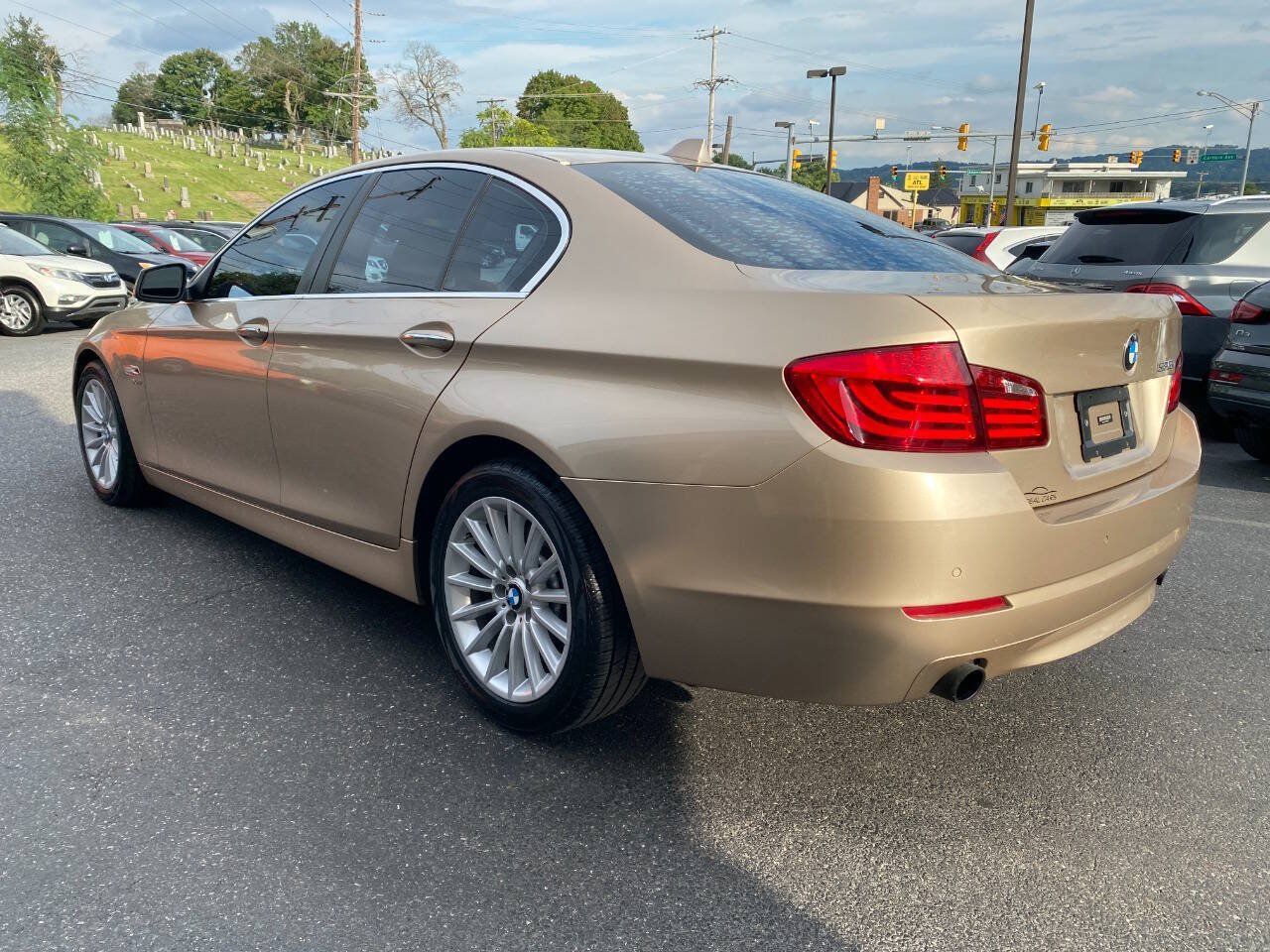 Used 2011 BMW 535i xDrive Sedan AWD/4WD image 5