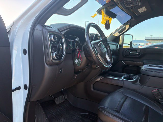 Used 2020 GMC Sierra 2500 Denali w/ Technology Package AWD/4WD image 11