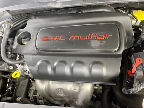 Used 2022 Jeep Compass Limited image 28