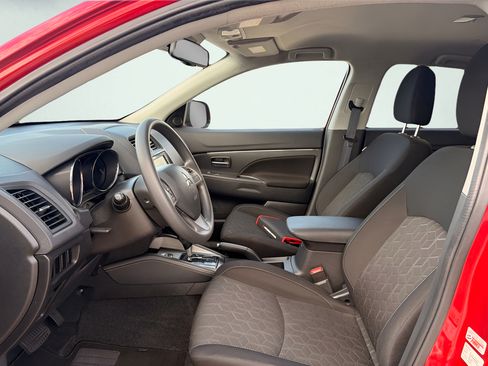 Used 2022 Mitsubishi Outlander Sport SE AWD/4WD image 9
