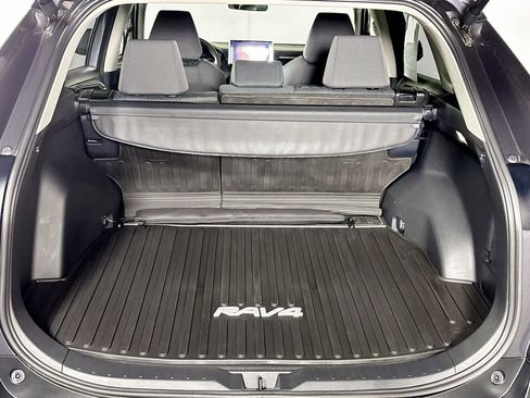 Used 2024 Toyota RAV4 XLE w/ Convenience Package AWD/4WD image 21