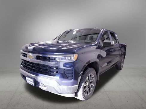 Used 2022 Chevrolet Silverado 1500 LT image 1