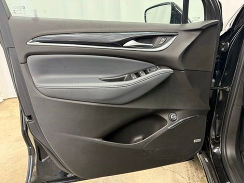 Used 2022 Buick Enclave Essence w/ Experience Buick Package image 10