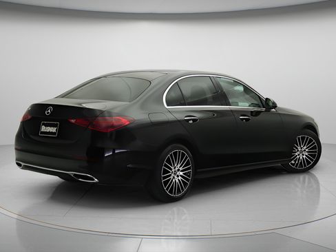 Certified 2023 Mercedes-Benz C 300 Sedan image 4
