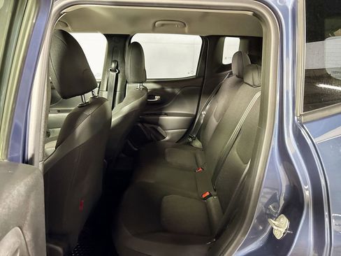 Used 2023 Jeep Renegade Trailhawk image 20