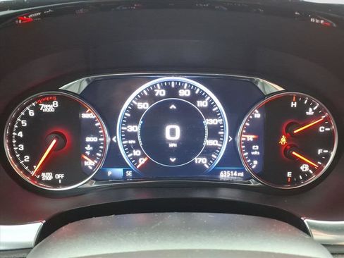 Used 2023 Chevrolet Traverse Premier w/ Redline Edition image 28