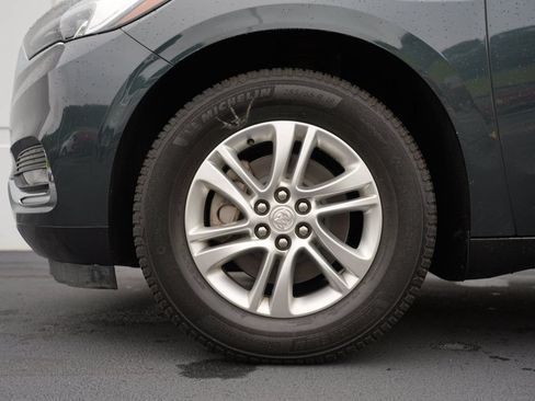Used 2019 Buick Enclave Essence AWD/4WD image 33