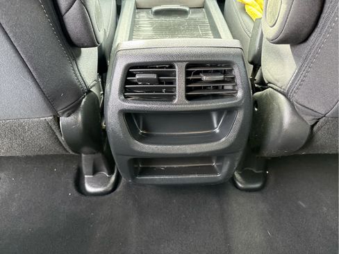 Used 2021 Honda Passport Sport image 11