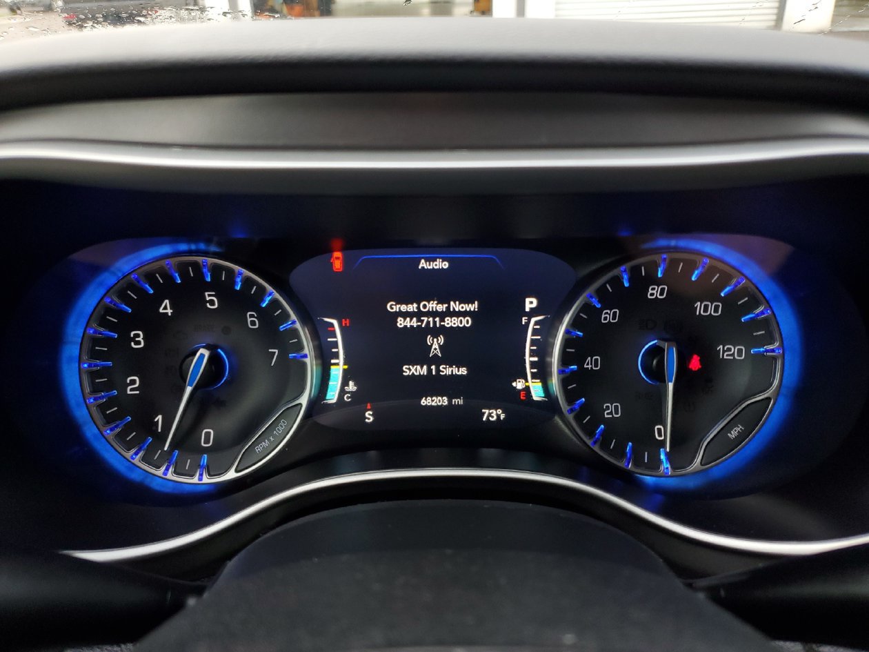 Used 2024 Chrysler Pacifica Touring-L FWD image 29