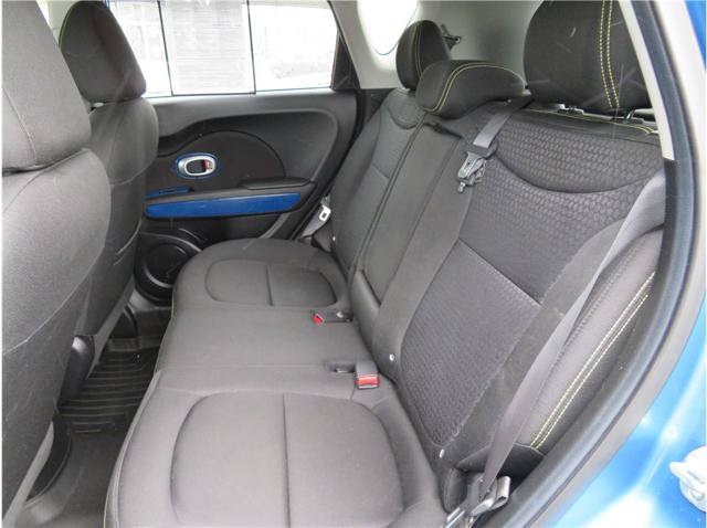 Used 2016 Kia Soul + w/ Designer's Package FWD image 4