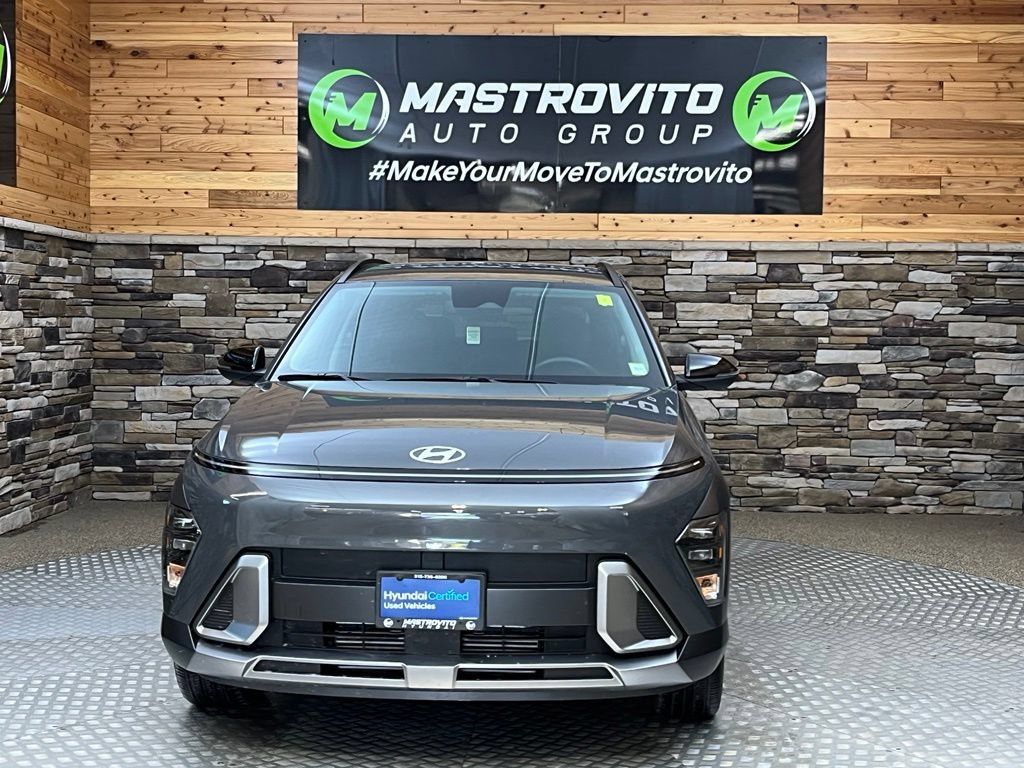 Used 2026 Hyundai Kona SEL Premium AWD/4WD image 2
