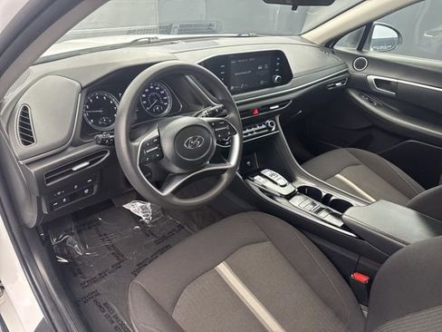 Used 2023 Hyundai Sonata SE image 12