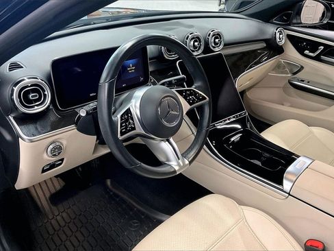 Certified 2022 Mercedes-Benz C 300 4MATIC Sedan image 11